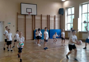 MIĘDZYNARODOWY DZIEŃ KROPKI