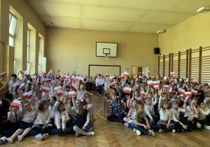 UROCZYSTY APEL Z OKAZJI ŚWIĄT MAJOWYCH