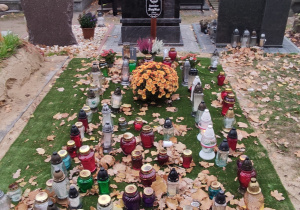 zdjęcia z wycieczki na warszawskie Powązki