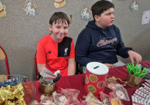 Wolontariusze szkolnej WOŚP.