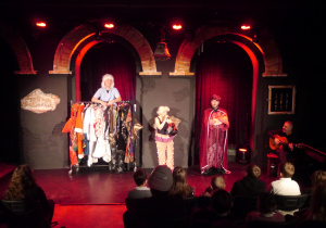 spektakl improwizowany „Wymyślanka”