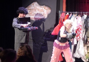 spektakl improwizowany „Wymyślanka”