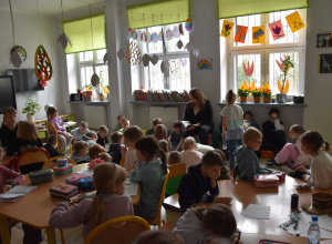 Rodzice czytają w szkole