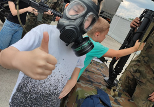 WYCIECZKA DO BAZY WOJSKOWEJ W ŁASKU